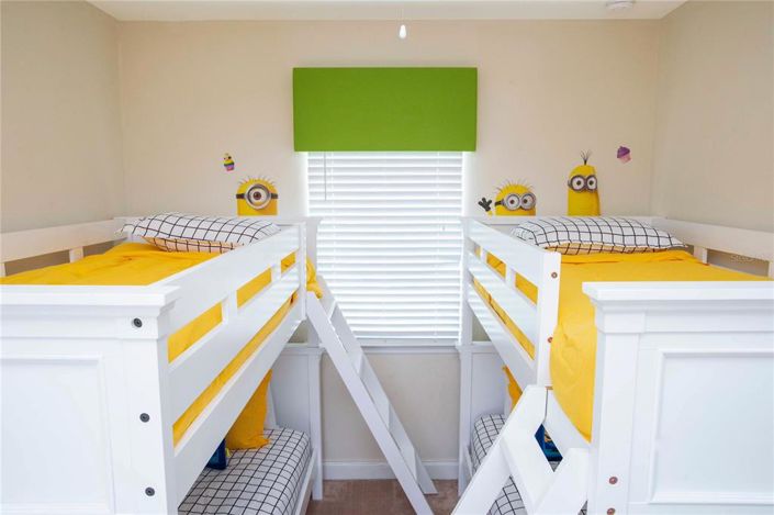 Image No.29-4 Bed Townhouse for sale