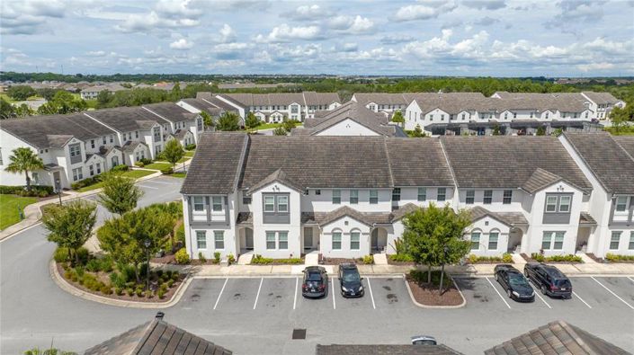 Image No.3-4 Bed Townhouse for sale