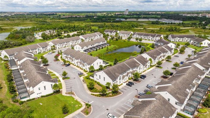 Image No.4-4 Bed Townhouse for sale