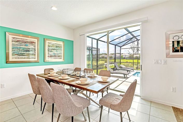 Image No.8-Propriété de 6 chambres à vendre à Kissimmee