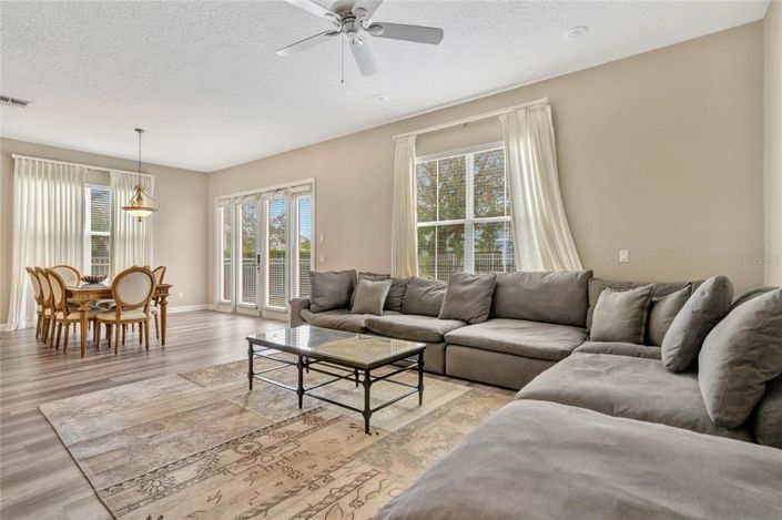 Image No.3-4 Bed Property for sale