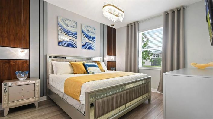 Image No.17-10 Bed Property for sale