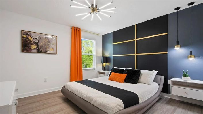 Image No.23-10 Bed Property for sale