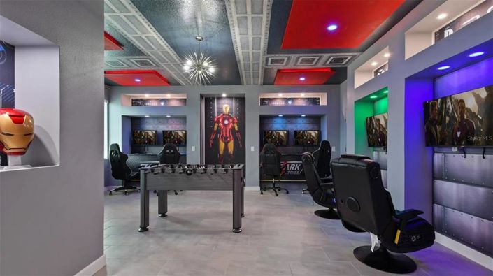 Image No.33-10 Bed Property for sale