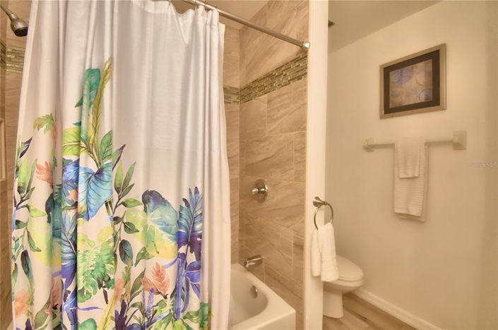 Image No.41-4 Bed Property for sale