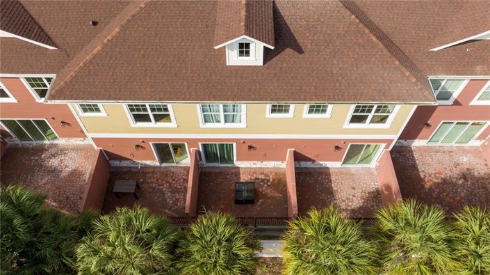 Image No.10-3 Bed Townhouse for sale