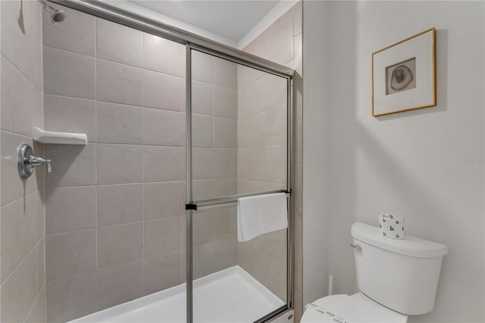 Image No.33-6 Bed Property for sale