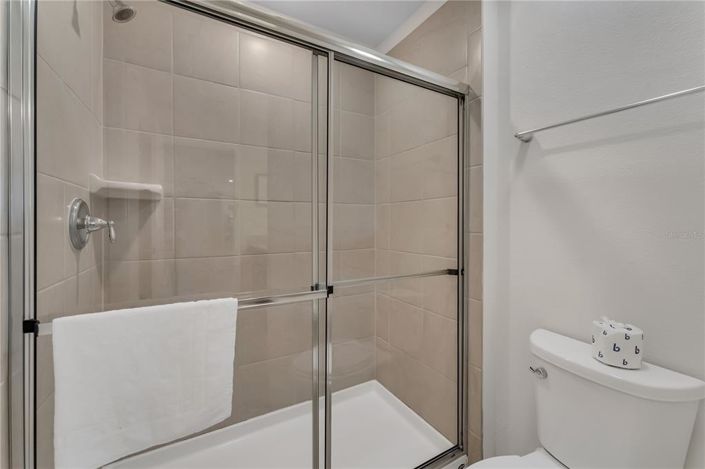 Image No.37-6 Bed Property for sale