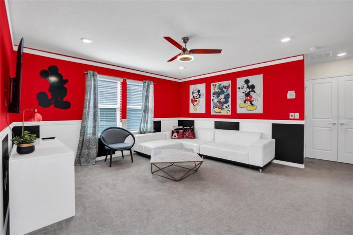 Image No.15-5 Bed Property for sale