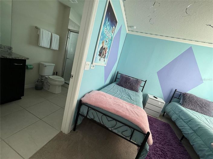 Image No.19-5 Bed Property for sale