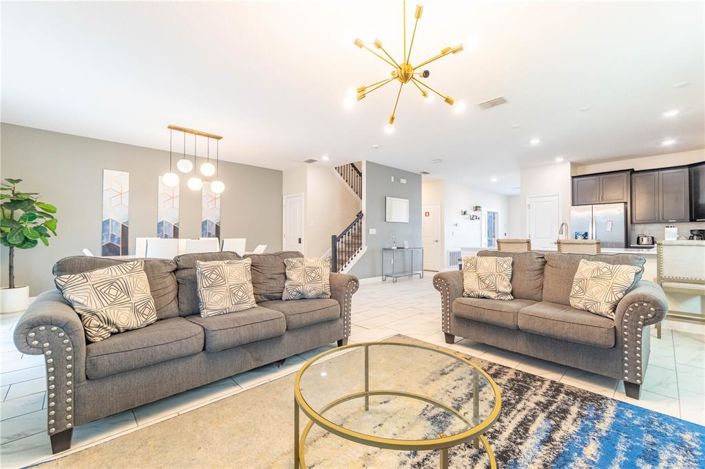 Image No.9-Propriété de 9 chambres à vendre à Kissimmee