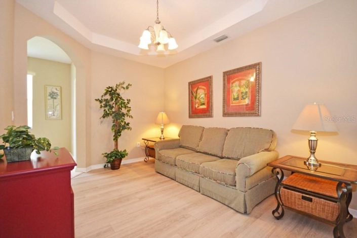 Image No.9-Propriété de 4 chambres à vendre à Haines City