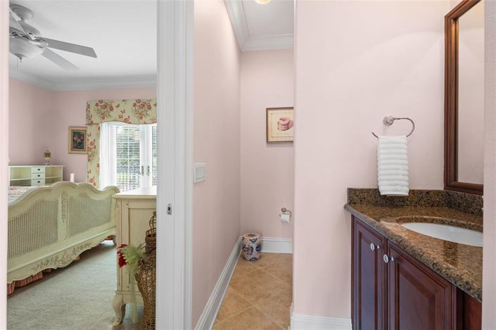 Image No.35-5 Bed Property for sale