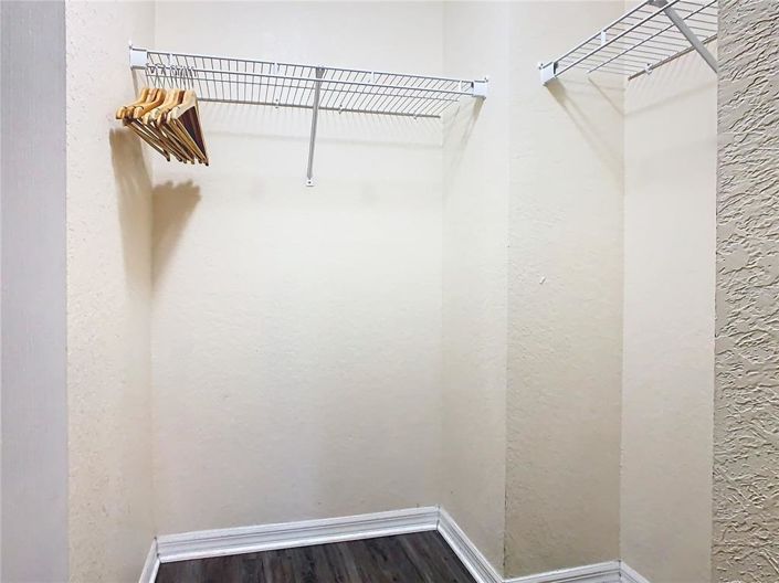 Image No.20-3 Bed Townhouse for sale