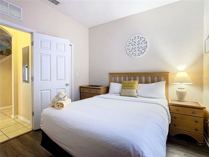 Image No.22-3 Bed Townhouse for sale