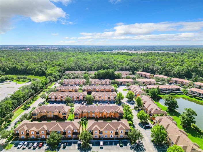 Image No.31-3 Bed Townhouse for sale