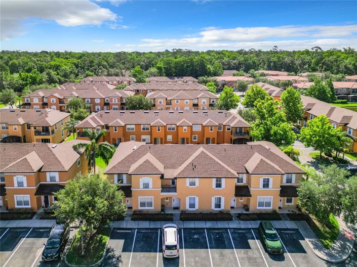 Image No.32-3 Bed Townhouse for sale