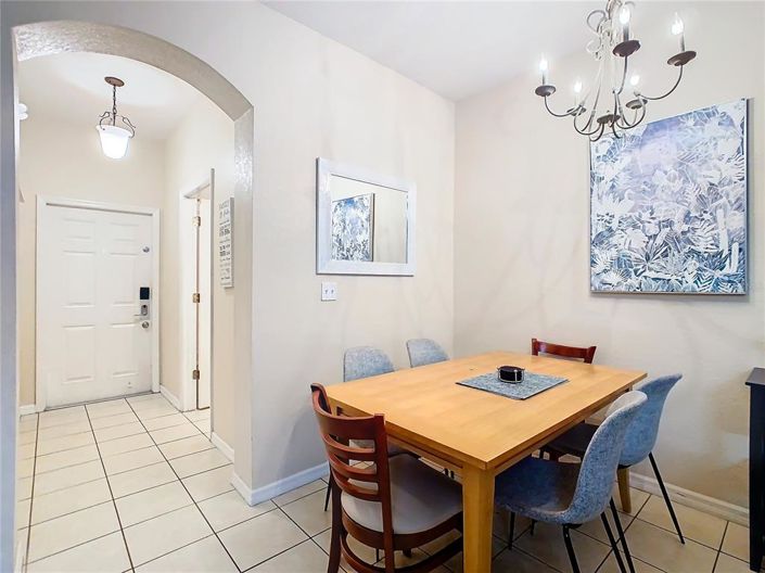 Image No.8-3 Bed Townhouse for sale