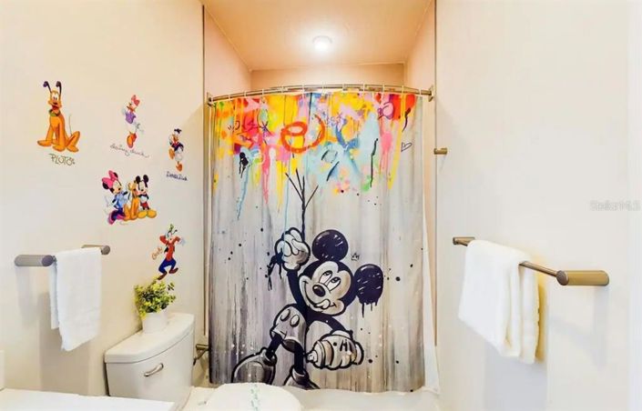 Image No.15-4 Bed Townhouse for sale