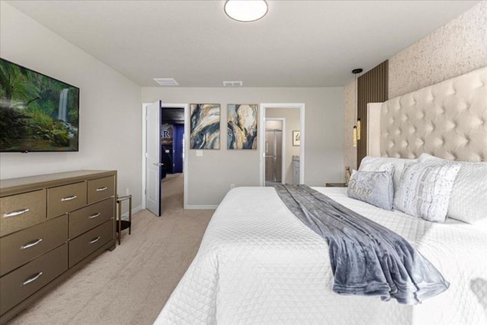 Image No.19-5 Bed Townhouse for sale