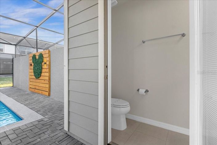 Image No.29-5 Bed Townhouse for sale