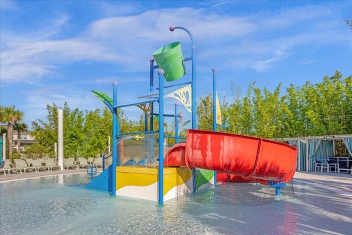 Image No.50-5 Bed Townhouse for sale