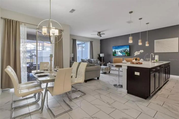 Image No.10-4 Bed Townhouse for sale