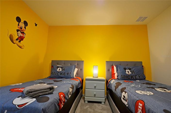 Image No.26-6 Bed Townhouse for sale