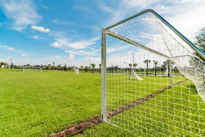 Image No.43-6 Bed Townhouse for sale