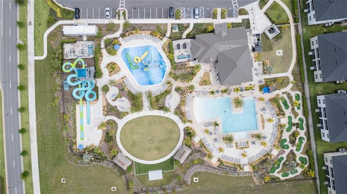 Image No.76-10 Bed Property for sale