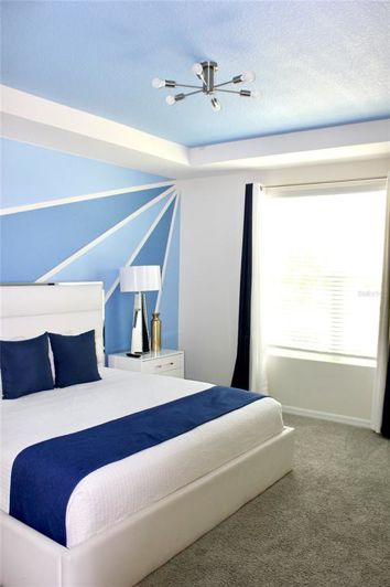 Image No.22-9 Bed Property for sale