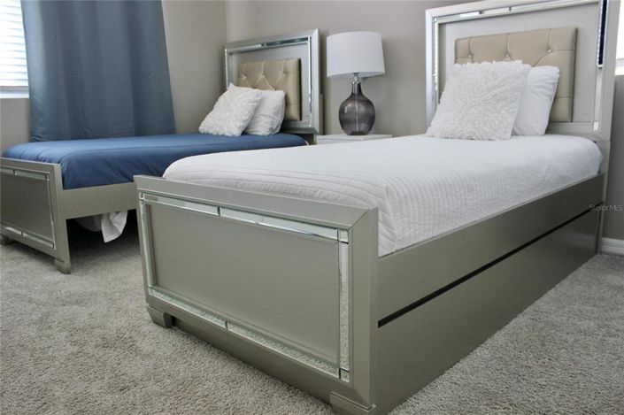 Image No.31-9 Bed Property for sale