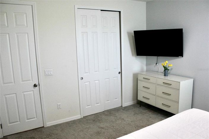 Image No.70-9 Bed Property for sale