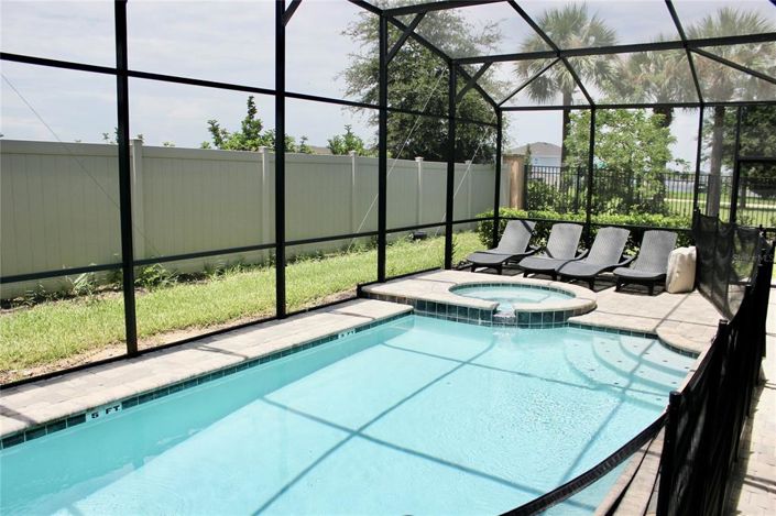 Image No.78-9 Bed Property for sale