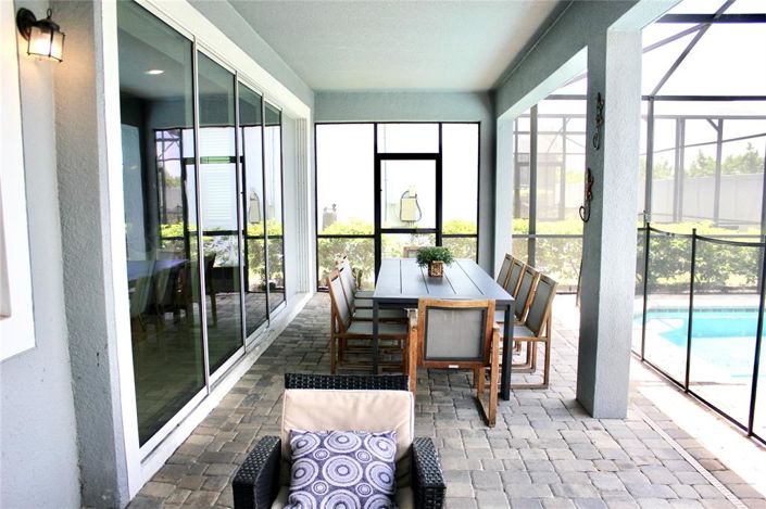 Image No.80-9 Bed Property for sale