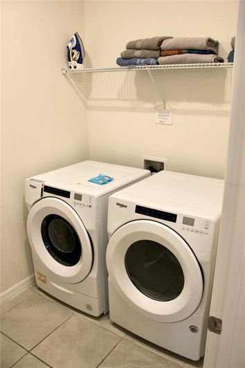 Image No.88-9 Bed Property for sale