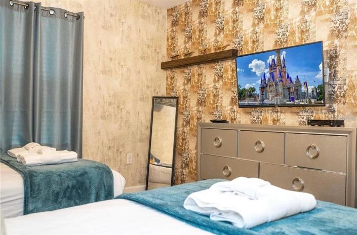 Image No.45-4 Bed Townhouse for sale