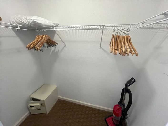 Image No.54-3 Bed Property for sale