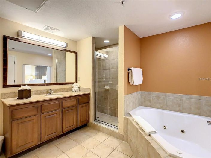 Image No.11-2 Bed Property for sale