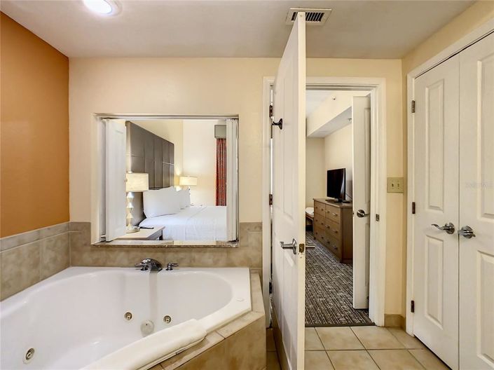 Image No.28-2 Bed Property for sale