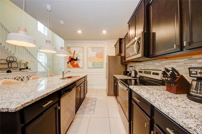 Image No.3-6 Bed Property for sale