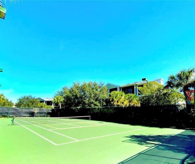 Image No.3-3 Bed Property for sale