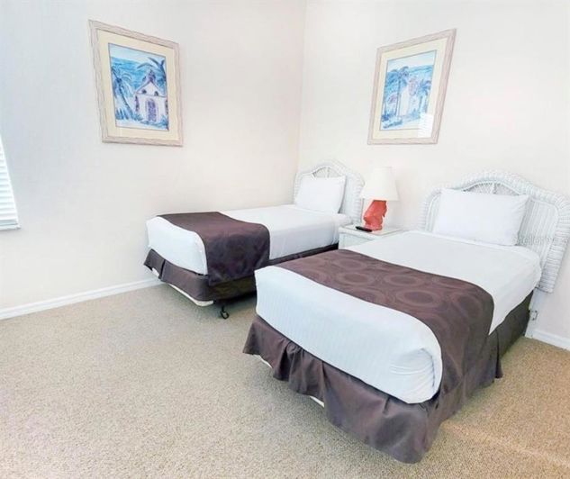 Image No.36-3 Bed Property for sale