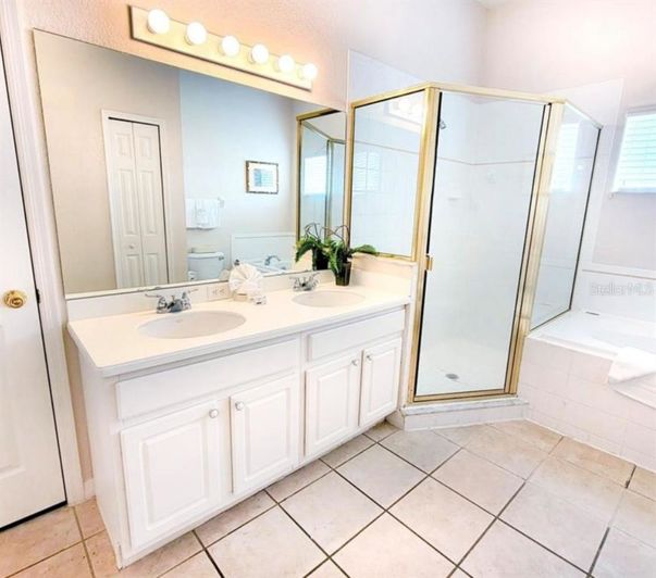 Image No.39-3 Bed Property for sale