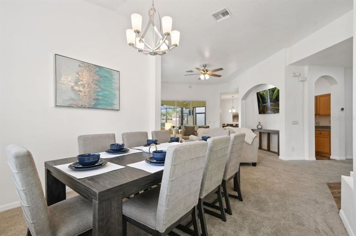 Image No.17-5 Bed Property for sale