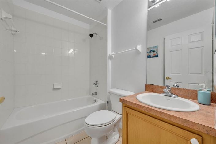 Image No.56-5 Bed Property for sale