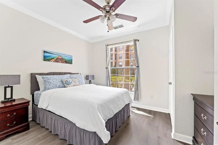 Image No.12-3 Bed Property for sale