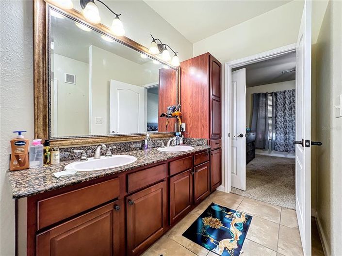 Image No.33-3 Bed Property for sale