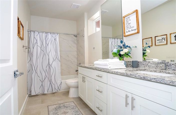 Image No.30-5 Bed Townhouse for sale