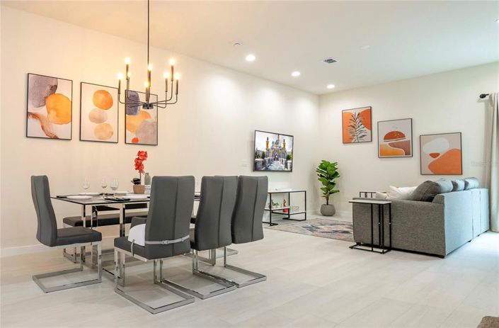 Image No.4-5 Bed Townhouse for sale